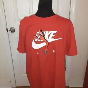 Nike tee